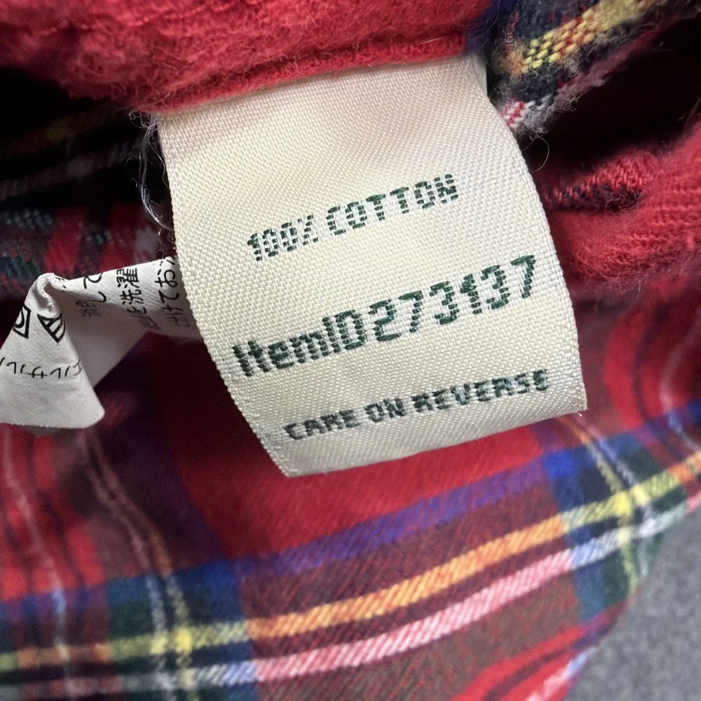 L.L. Bean Womens Med Plaid Flannel Shirt Relaxed Fit Cabincore Outdoor Button Up - Picture 6 of 7